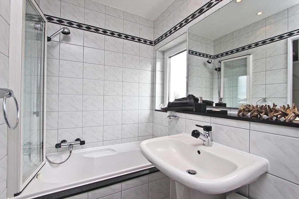 Apartment Ostseerausch Шарбойтц Екстериор снимка